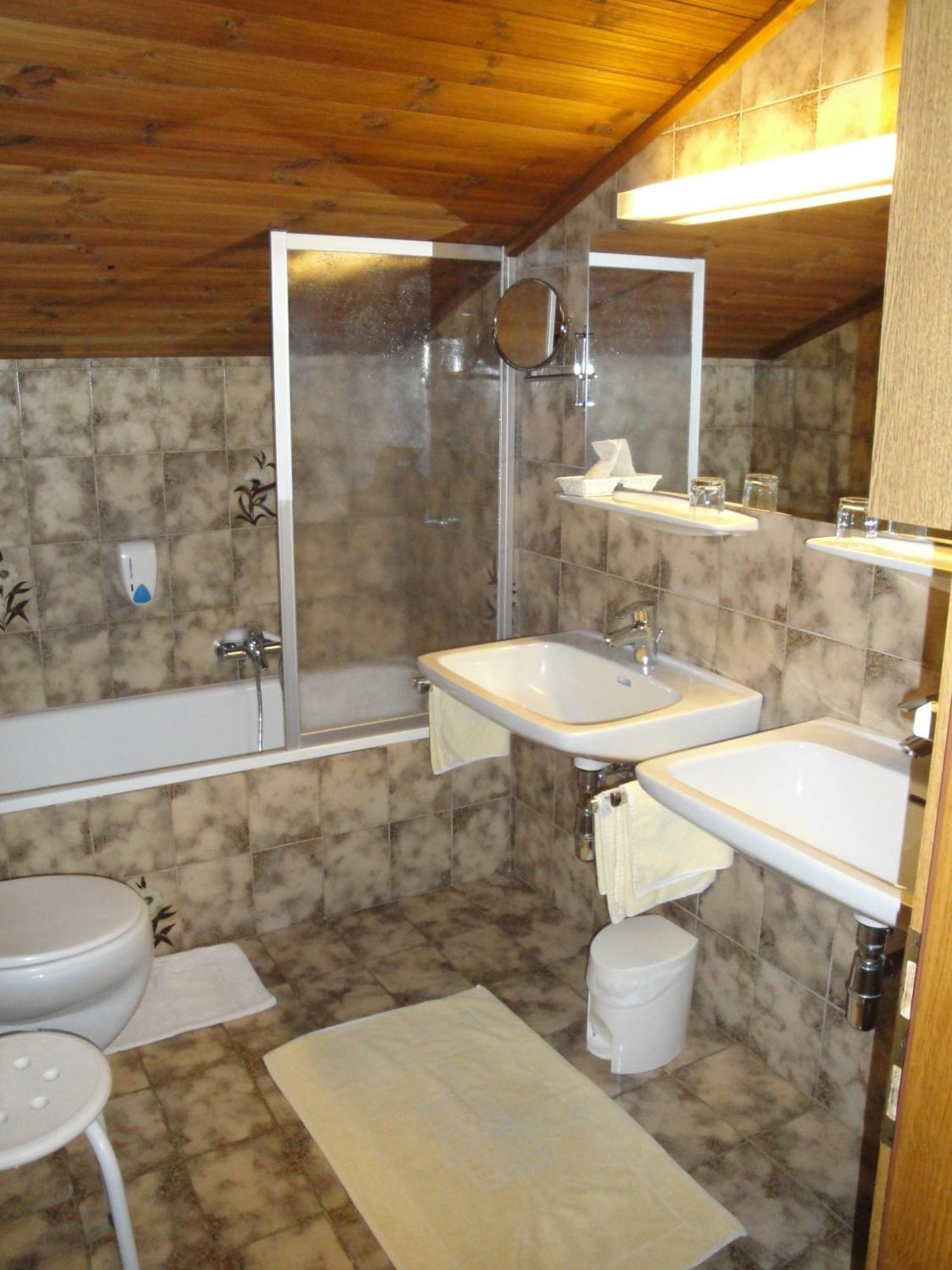 Pension & Appartement Steinwender Bad Kleinkirchheim Bagian luar foto