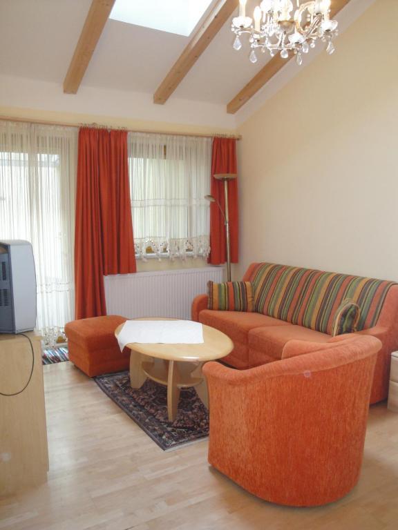 Pension & Appartement Steinwender Bad Kleinkirchheim Ruang foto